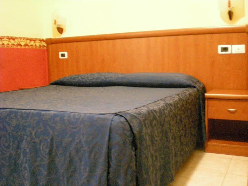 Les Artes Hotel Rome Exterior photo